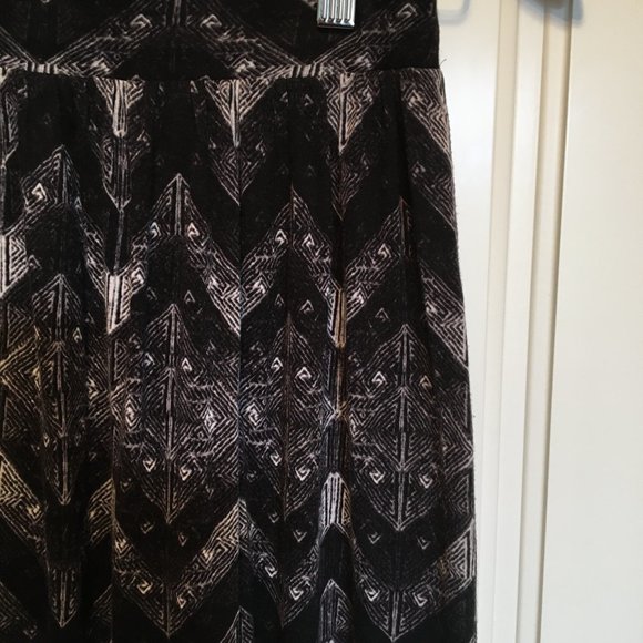 UO Ecoté Boho Maxi skirt black/grey pattern size S - Picture 3 of 4